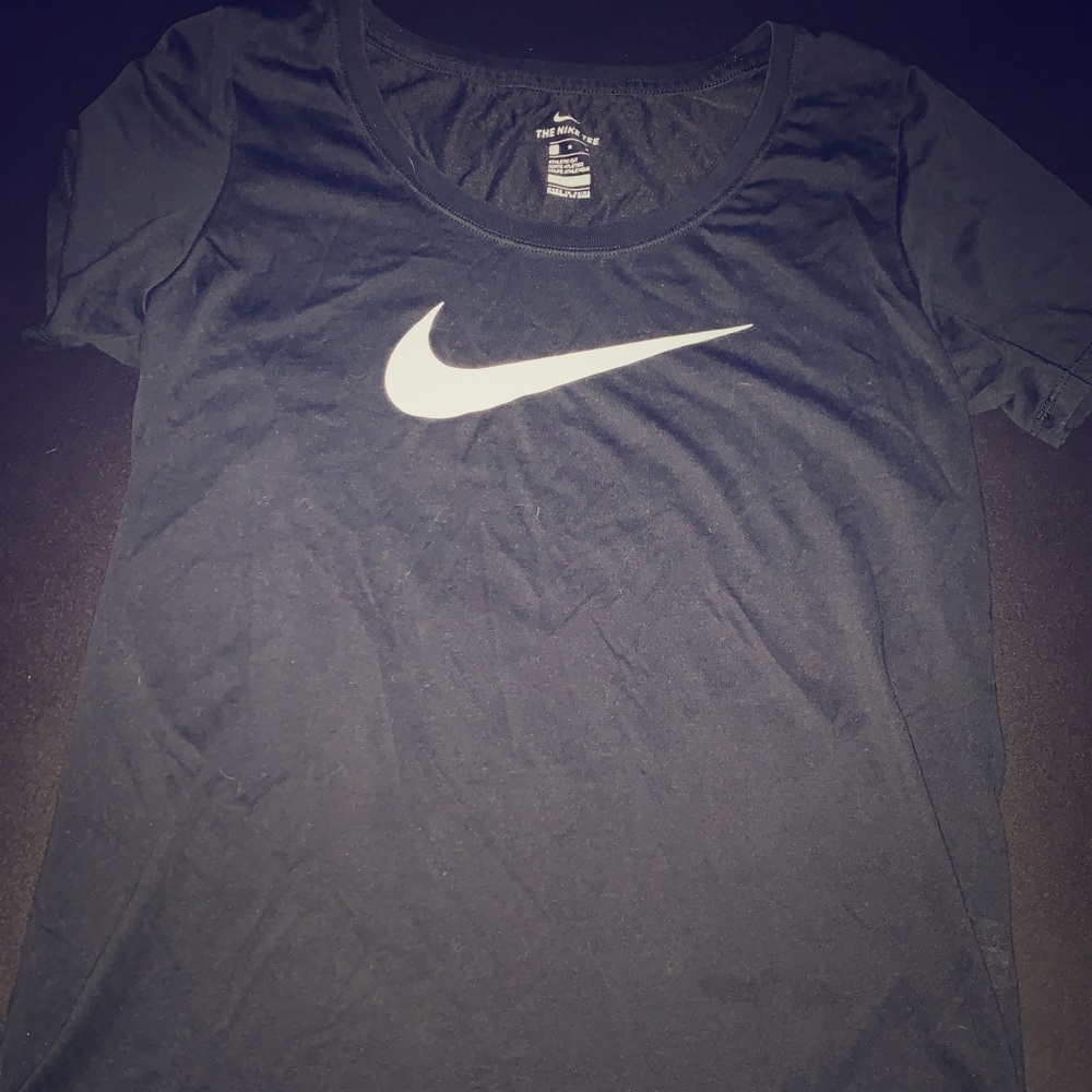 Nike tee